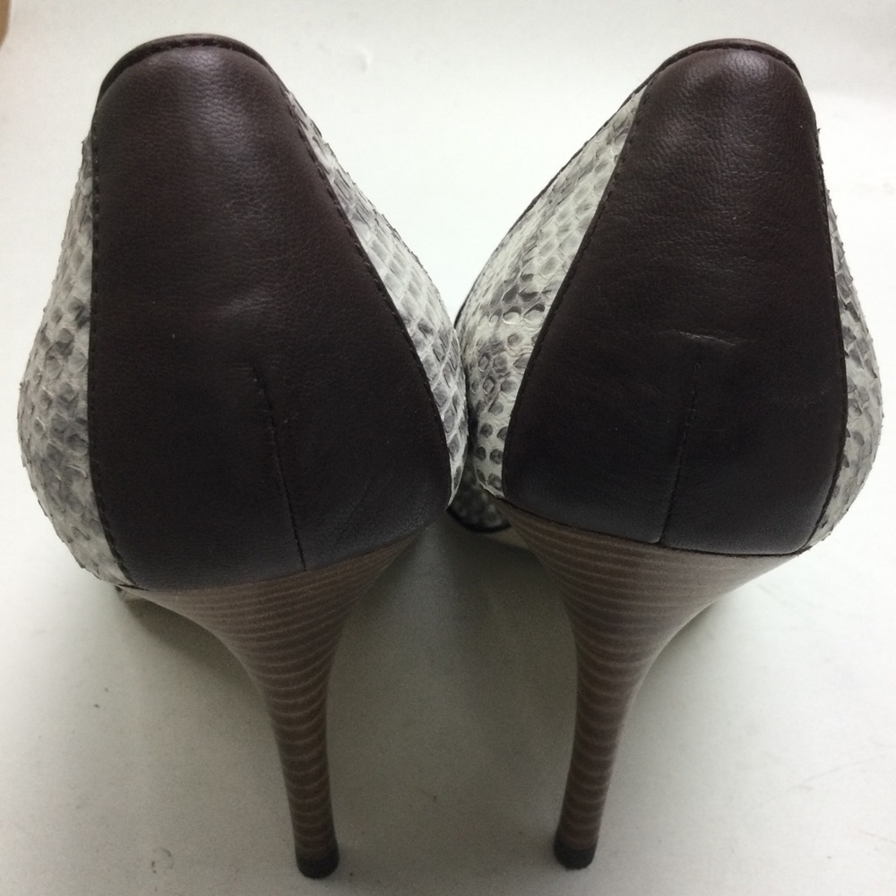 B Makowsky Neve Python Snake Print Leather Round … - image 4